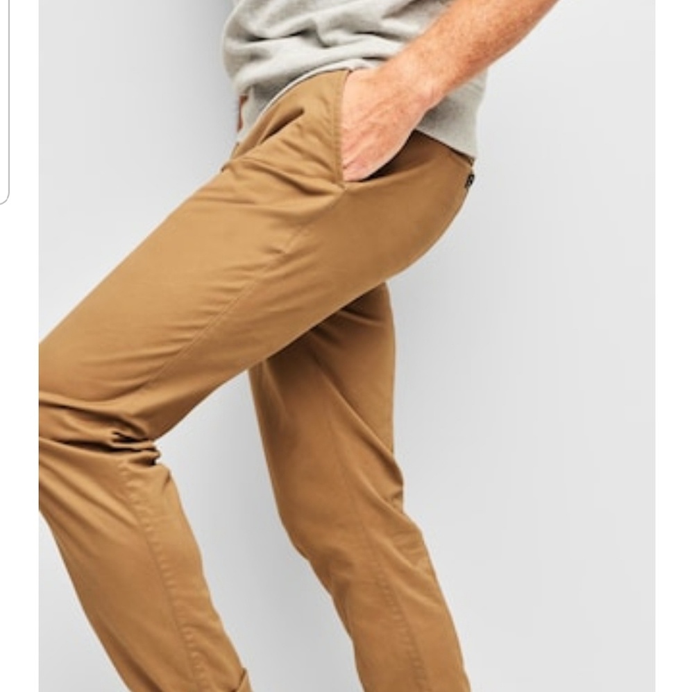 NWT GapKHAKIS slim stretch